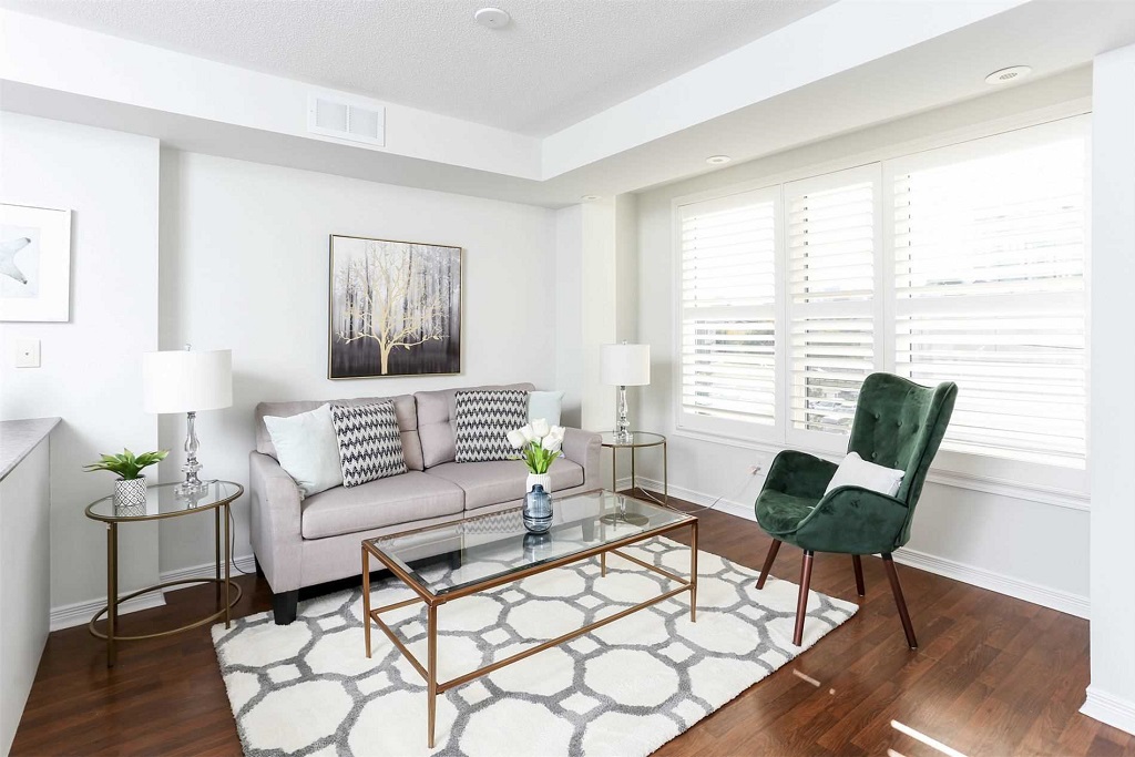 Gallery Astra Staging